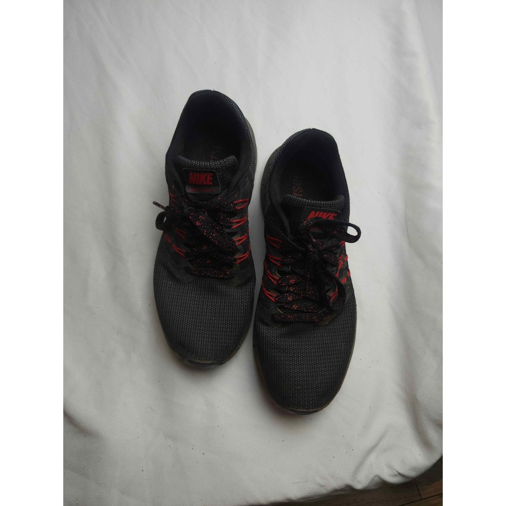 Nike Run Swift Mens Black Red Running Shoes Size 8